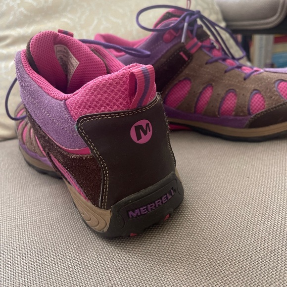 Merrell EUC Hiking shoes - Picture 4 of 9